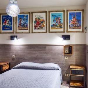 Hotels near Les Etoiles Paris - Hôtel de Roubaix