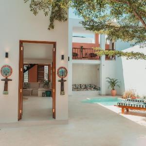 Eden Escapes - Diani Beach Kenya