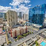 Blu Cashmere Premium Suite : MGM Signature Hotel