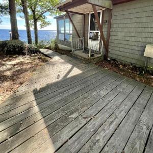 DOCKSIDE RETREAT LIMIT 14 home