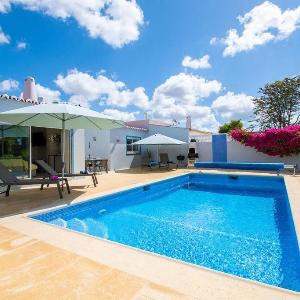 Casa Ana Superbly Renovated with Heated Private