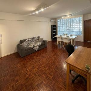 Paseo La plaza Apartment