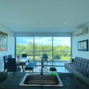 w* Prestigious 2BR w Fantastic View in CTG