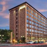 Enjoy all Reno has to offer in this 2BD resort condo with outdoor pool or hot tub