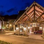 Family and Friend Retreat in a 2BD condo with access to all resort amenities