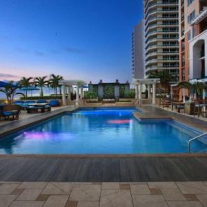 Marriott BeachPlace Towers Luxury Guest Room Sl