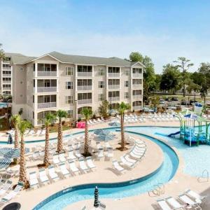 2 Minutes Walk to Ocean from this 1BD condo within resort with lots of amenities