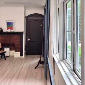 Shanghai Historical 1 living room and 1 bedroom with Garden view near Jiashan Road and Hengshan Rd