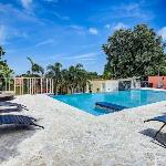 Villa Jardin - Infinity Pool and Backyard Oasis Luquillo Puerto Rico