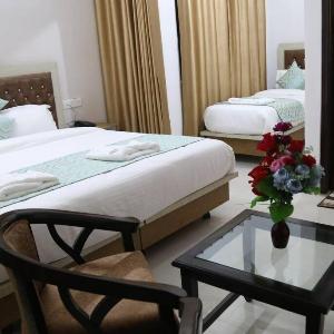 Hotel Yog Tapovan