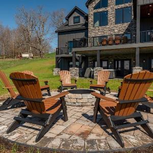 The Crooked Oak Lodge Deep Creek Indoor Pool-Hot Tub-Dogs Welcome