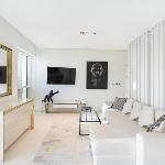 Allsopp & Allsopp - Sleek and Modern 2-Bedroom Apartment in West Avenue Dubai Marina