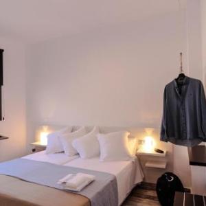 8 Rooms Tarifa