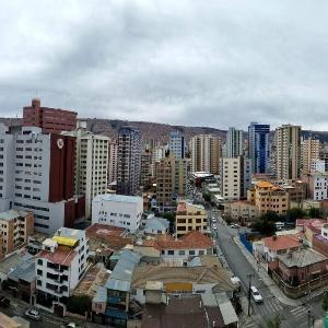 Miraflores departamento céntrico amplio hermosas vistas dúplex 3 dormitorios
