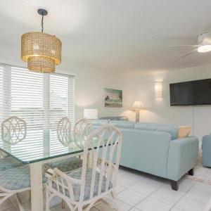 Treehouse 394