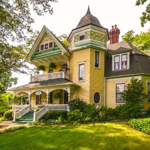 Sugar Magnolia Bed and Breakfast