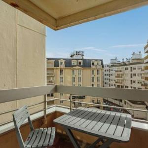 Studio Front de Mer avec Piscine et Balcon à Biarritz - FR-1-3-412