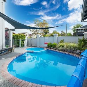 Heart of Taupo - Apartment - By Town & Lake