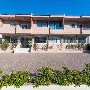 Golden Sun Luxury Apartment Adults Only