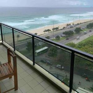 Vista Mar Incrível! 2 Quartos na Praia da Barra!
