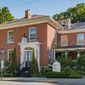 Hotels near Clayton Opera House - Trinity House Inn