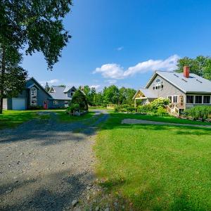 Two Home Retreat Meant for Big Family Memories