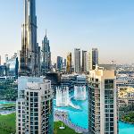Skyline Serenity Holiday Home I Lavish 2 Bedroom I Burj Khalifa & Fountain Views I Free Gym Pool Parking Wi-Fi and PS5 Dubai
