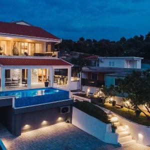 Seaside luxury villa with a swimming pool Razanj Rogoznica - 23572