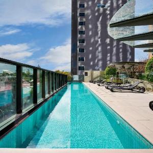 Discover Melbourne from a Stylish City Retreat