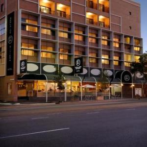 Adelaide Riviera Hotel