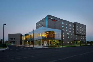 SpringHill Suites by Marriott Denver Downtown hotel near Colorado Convention Center