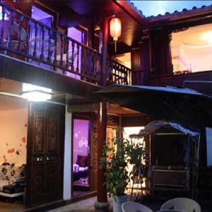 Lijiang Hotels With Bath Tubs Deals At The 1 Hotel With A - 