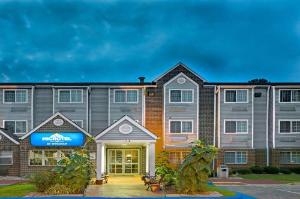 Microtel Inn by Wyndham Raleigh-Durham Airport, Morrisville