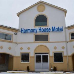 Hotels near Eastern Michigan University - The Harmony House