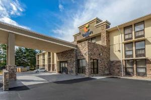Comfort Inn Nashville - Opryland Area hotel near Gaylord Opryland Resort & Convention Center