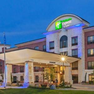 Hotels near Great Plains Coliseum - Holiday Inn Express Hotel And Suites Duncan