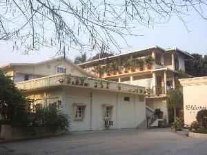 Marina's Motel, Siliguri