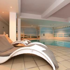 Ostseebad Ahrenshoop Hotels Deals At The 1 Hotel In Ostseebad