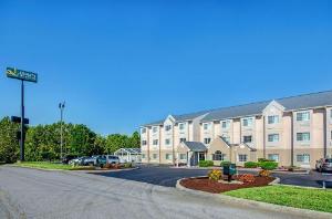 Quality Inn & Suites I-81 Exit 7, Bristol