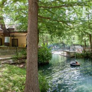 The Resort At Schlitterbahn