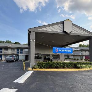 Motel 6 Charlotte NC Northlake