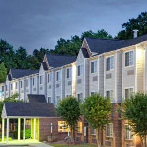 Hotels near Halton Arena - Microtel Inn By Wyndham Charlotte/University Place