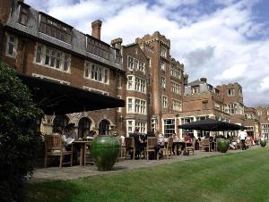 De Vere Selsdon Estate, Croydon