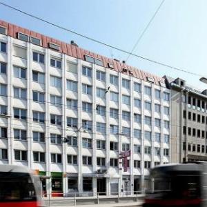 Hotel Attache