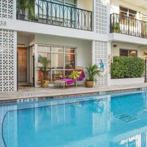 South Beach Poolside Apartment