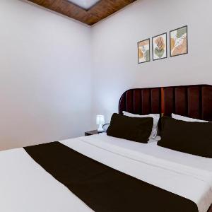 Hotel O Aastha Inn
