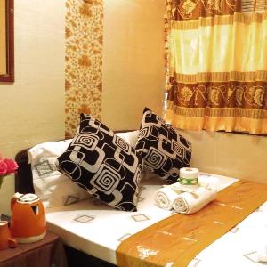 KK HOTEL ( HOSTEL)
