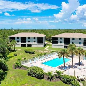 Sandpiper Beach 401