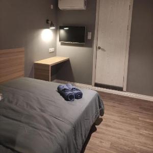 EZ Cabins