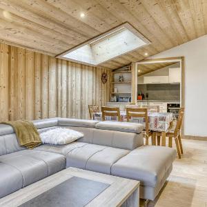 Appartement renove 2 chambres - Balcon - Proche centre Megeve - FR-1-453-318